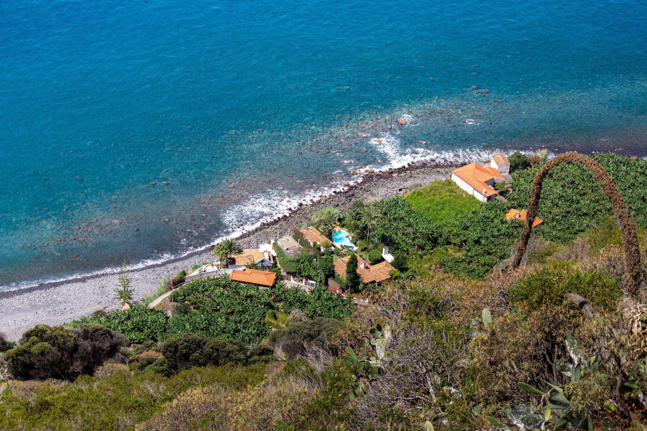 https://www.ourmadeira.com/media/19368195/29-Our-Madeira-Villa-do-Mar-2-Location.jpg